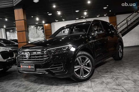 Volkswagen Touareg 2019 - фото 3