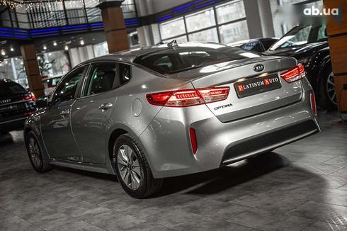 Kia Optima 2017 - фото 23