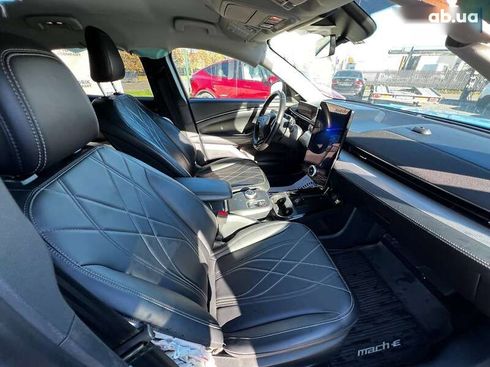 Ford Mustang Mach-E 2022 - фото 10
