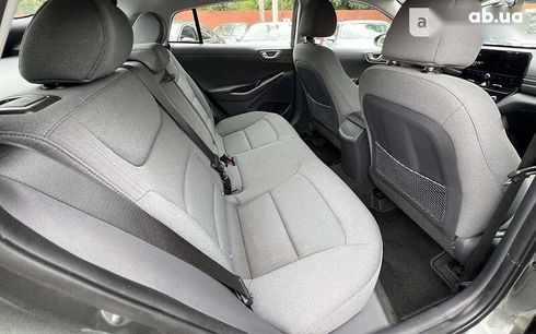 Hyundai Ioniq 2021 - фото 22