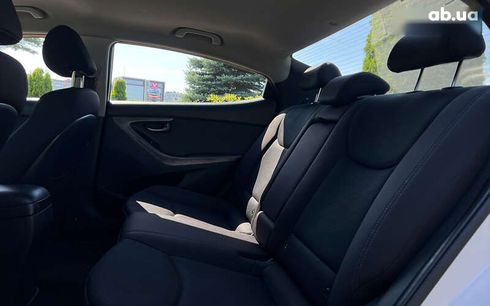 Hyundai Elantra 2012 - фото 10
