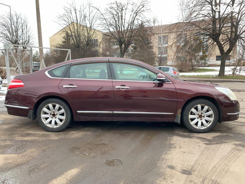 Nissan Teana 2010 красный - фото 4