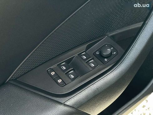 Skoda Octavia 2021 - фото 24