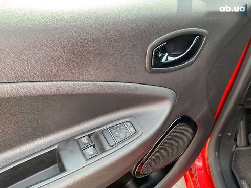Renault Zoe 2020 - фото 11