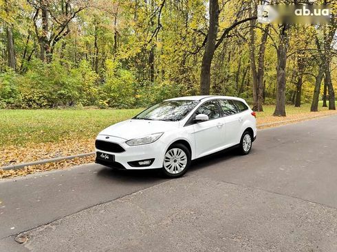 Ford Focus 2015 - фото 8