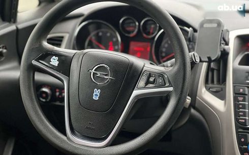 Opel Astra 2011 - фото 12