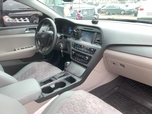Hyundai Sonata 2015 черный - фото 32