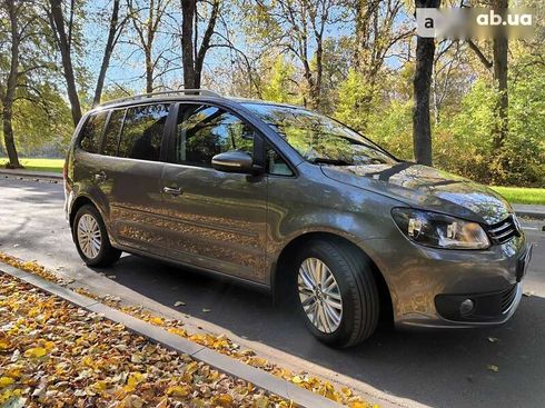 Volkswagen Touran 2015 - фото 26