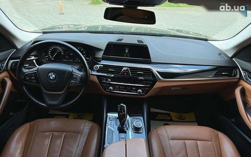 BMW 5 серия 2018 - фото 11