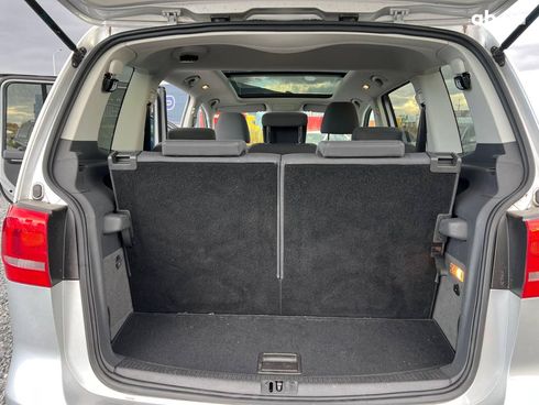 Volkswagen Touran 2012 серый - фото 41