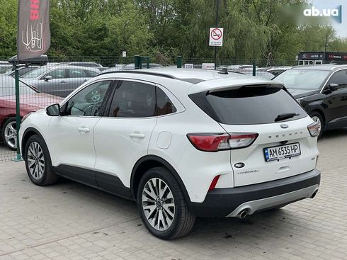 Ford Escape 2021 - фото 21