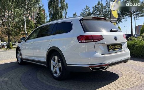 Volkswagen passat alltrack 2018 - фото 5