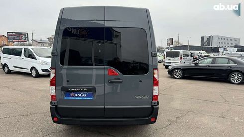 Renault Master 2024 - фото 11