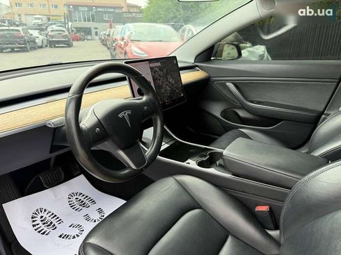 Tesla Model 3 2019 - фото 5