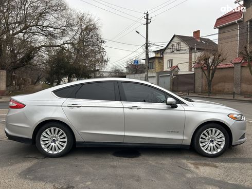 Ford Fusion 2015 серебристый - фото 6