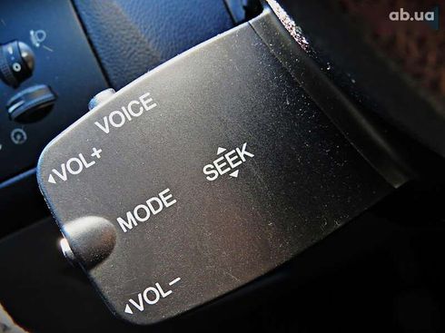 Ford Focus 2009 - фото 9
