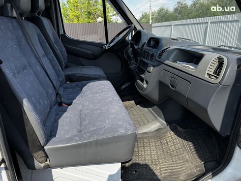 Mercedes-Benz Sprinter 2006 - фото 11