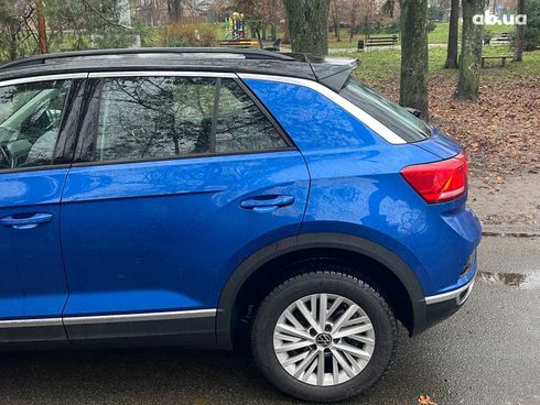Volkswagen T-Roc 2021 синий - фото 7
