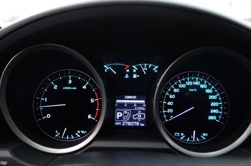 Toyota Land Cruiser 2010 черный - фото 20