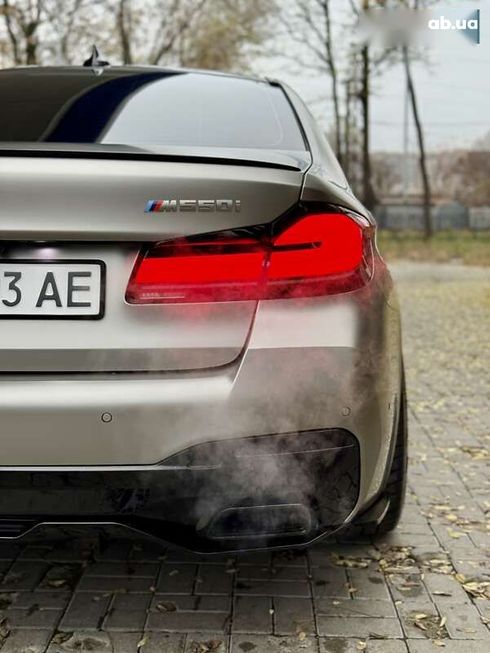 BMW 5 серия 2021 - фото 17