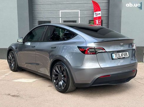 Tesla Model Y 2024 - фото 6