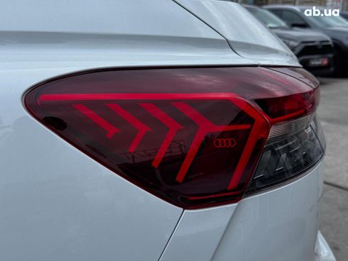 Audi Q4 e-tron 2023 белый - фото 37