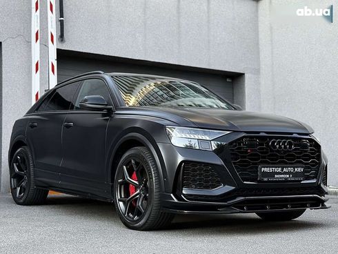 Audi RS Q8 2020 - фото 11