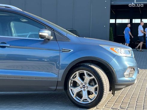 Ford Escape 2017 синий - фото 12