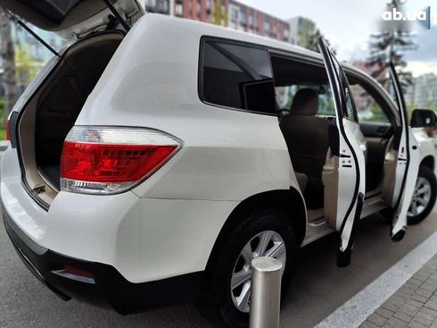 Toyota Highlander 2012 - фото 20