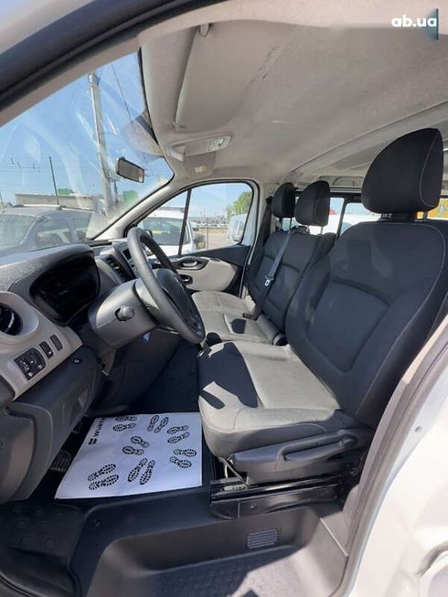 Renault Trafic 2018 - фото 13