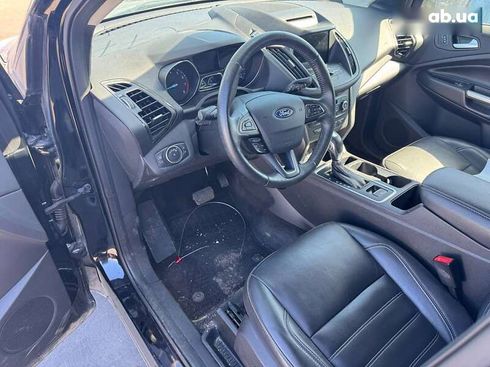 Ford Escape 2018 - фото 9