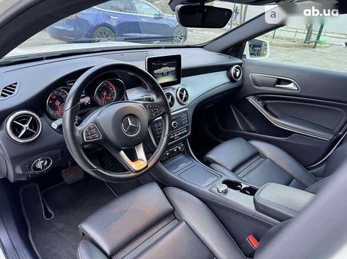 Mercedes-Benz GLA-Класс 2015 - фото 18