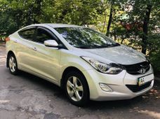 Купить Hyundai Elantra бензин бу в Киеве - купить на Автобазаре