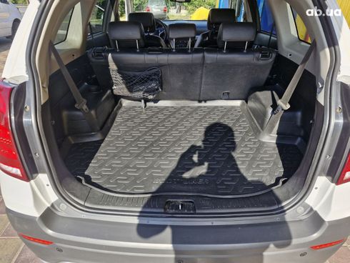 Chevrolet Captiva 2016 белый - фото 16