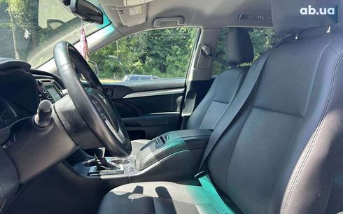 Toyota Highlander 2015 - фото 9