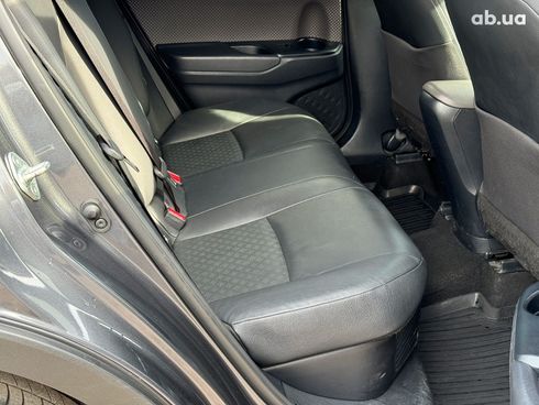 Toyota C-HR 2022 серый - фото 24