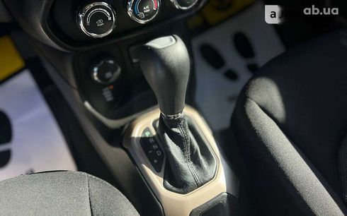 Jeep Renegade 2016 - фото 12