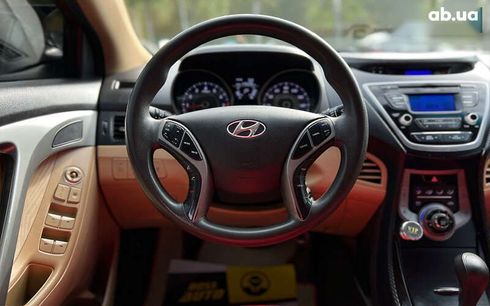 Hyundai Elantra 2013 - фото 14