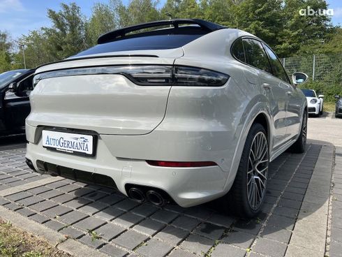 Porsche Cayenne Coupe 2022 - фото 37