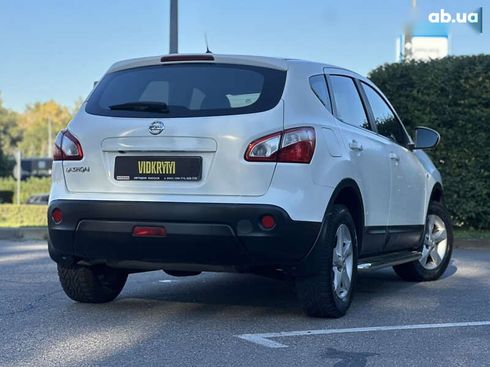 Nissan Qashqai 2011 - фото 16