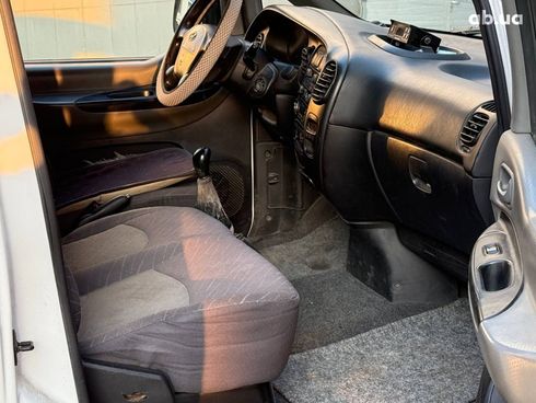 Hyundai H100 2004 белый - фото 12