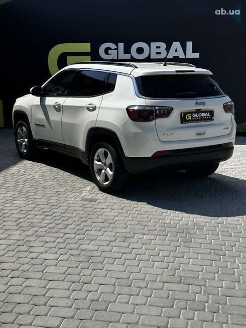 Jeep Compass 2018 - фото 20