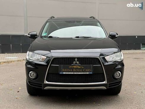 Mitsubishi Outlander 2012 - фото 2