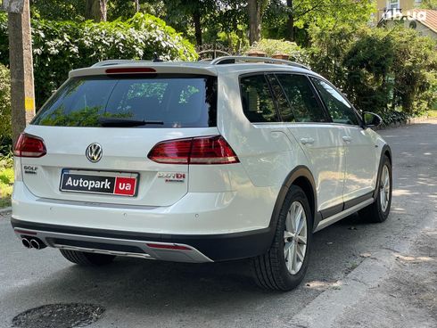 Volkswagen Golf 2017 белый - фото 7