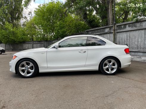 BMW 1 серия 2012 белый - фото 11