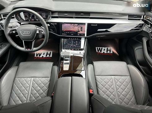Audi S8 2025 - фото 27
