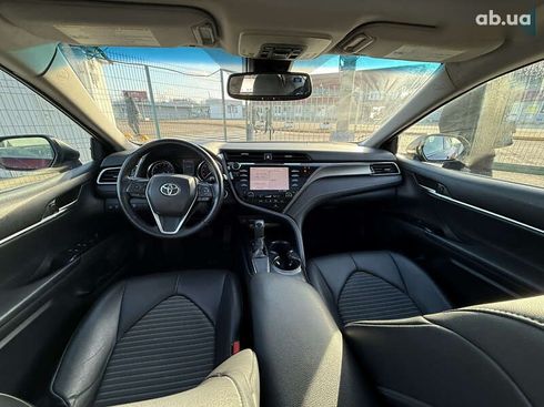 Toyota Camry 2017 - фото 20