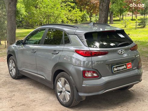 Hyundai Kona Electric 2020 серый - фото 3