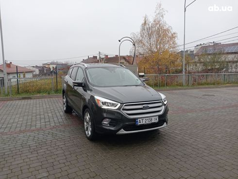 Ford Escape 2019 серый - фото 7