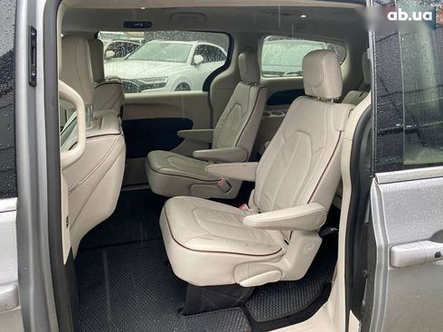 Chrysler Pacifica 2016 - фото 19
